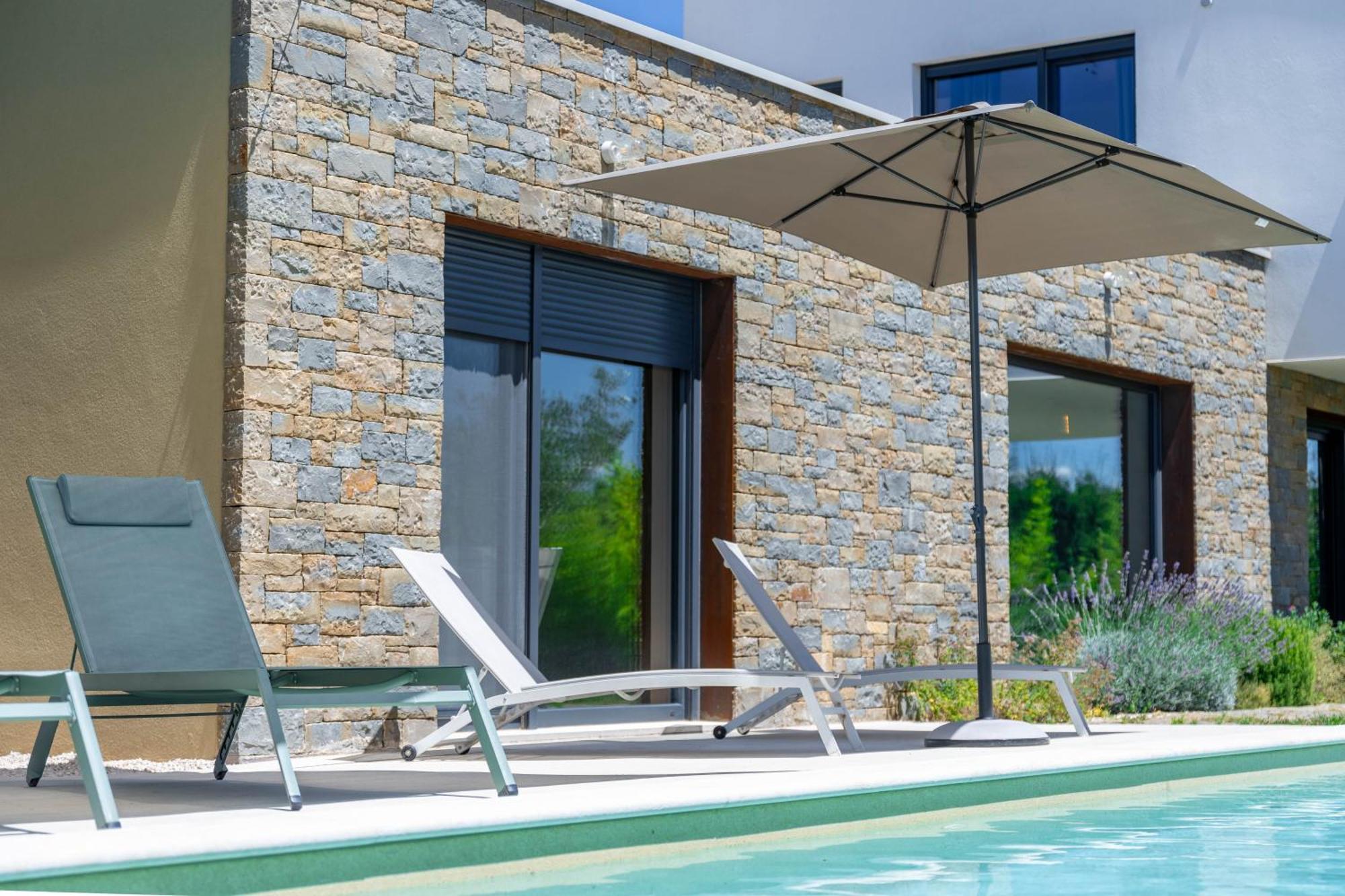 Villa Zen - With Pool & Close To The Sea Tar-Vabriga Eksteriør billede